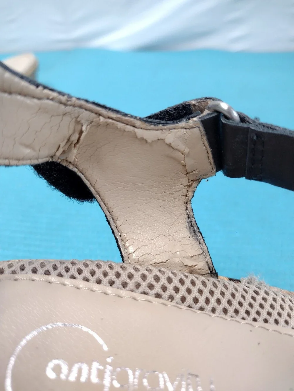 Easy Spirit Strappy Wedge Leather Sandals Black Size 9